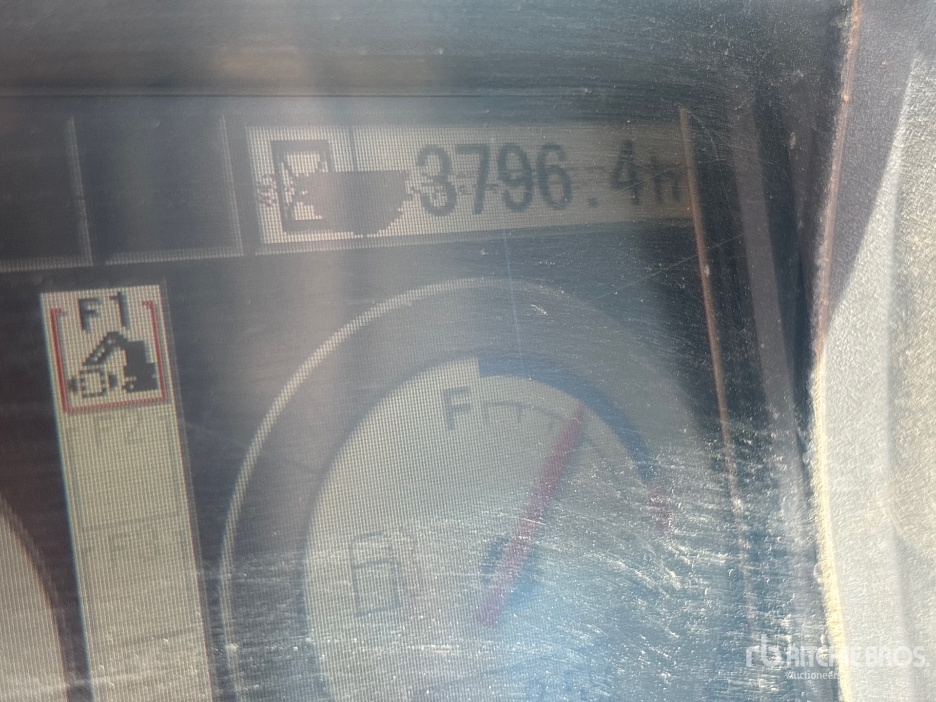 General Appearance with Hour Meter / Odometer