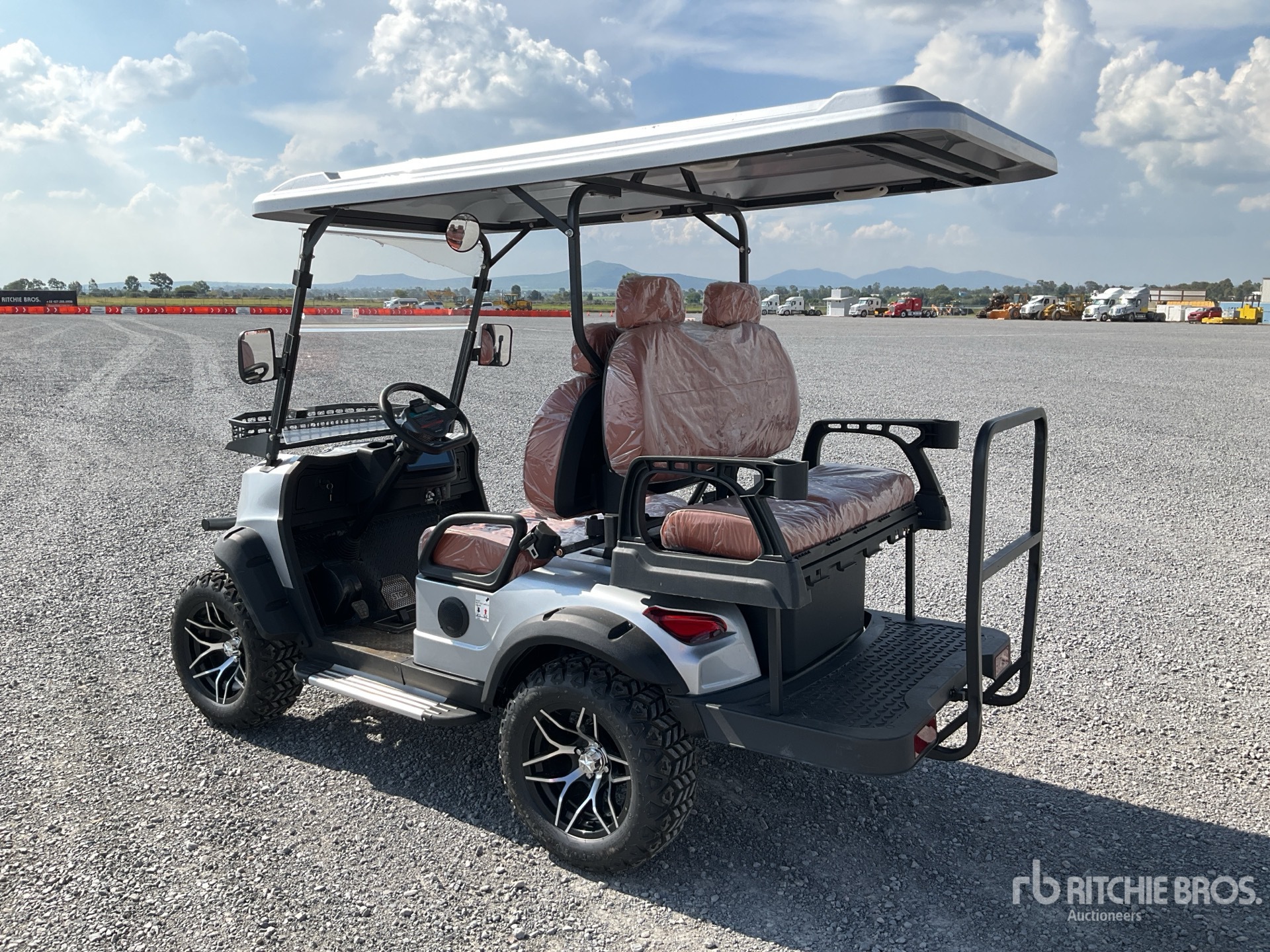 General Appearance with Picture, Left Rear Corner