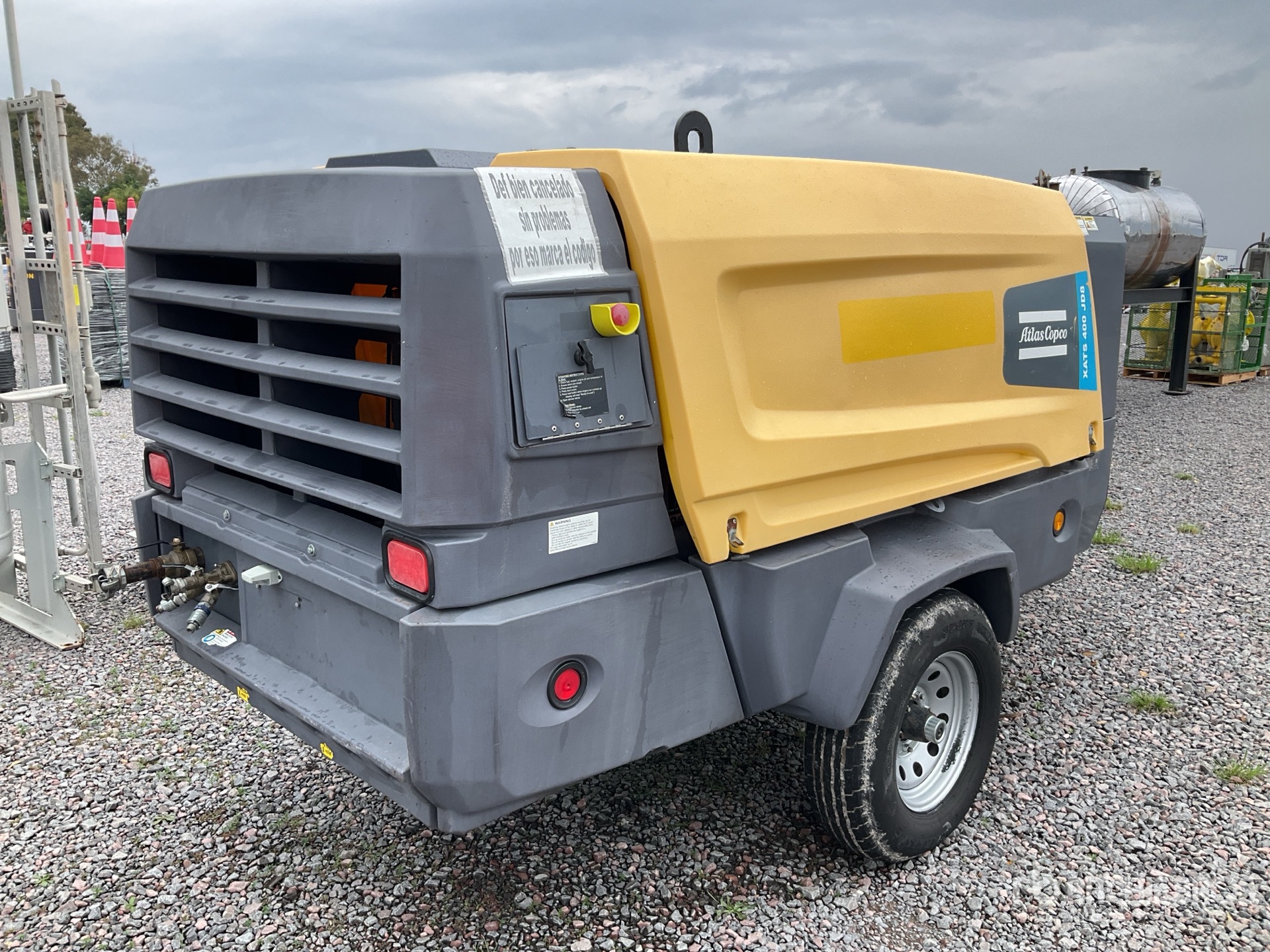 General Appearance with Picture, Right Rear Corner