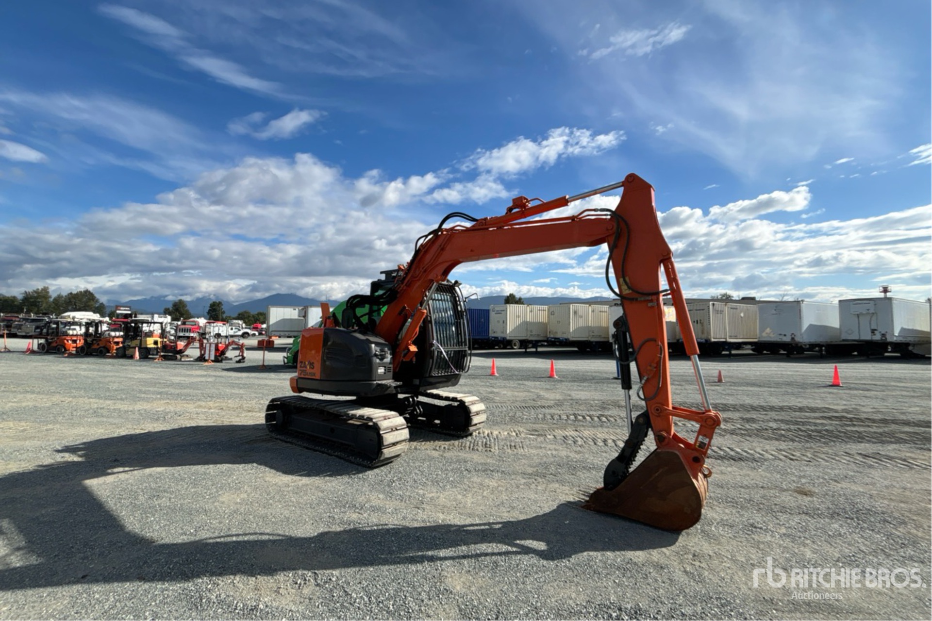 2017 Hitachi ZX75USK-5B