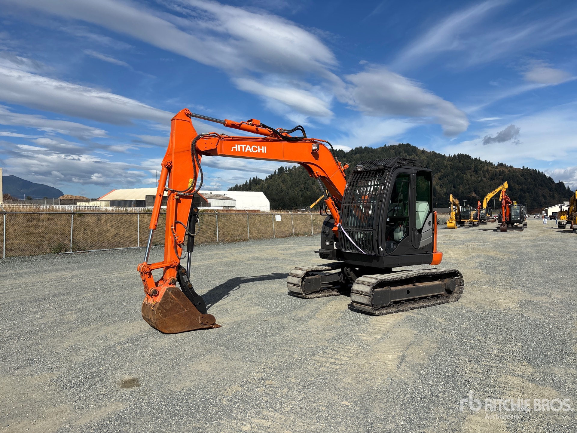 2017 Hitachi ZX75USK-5B