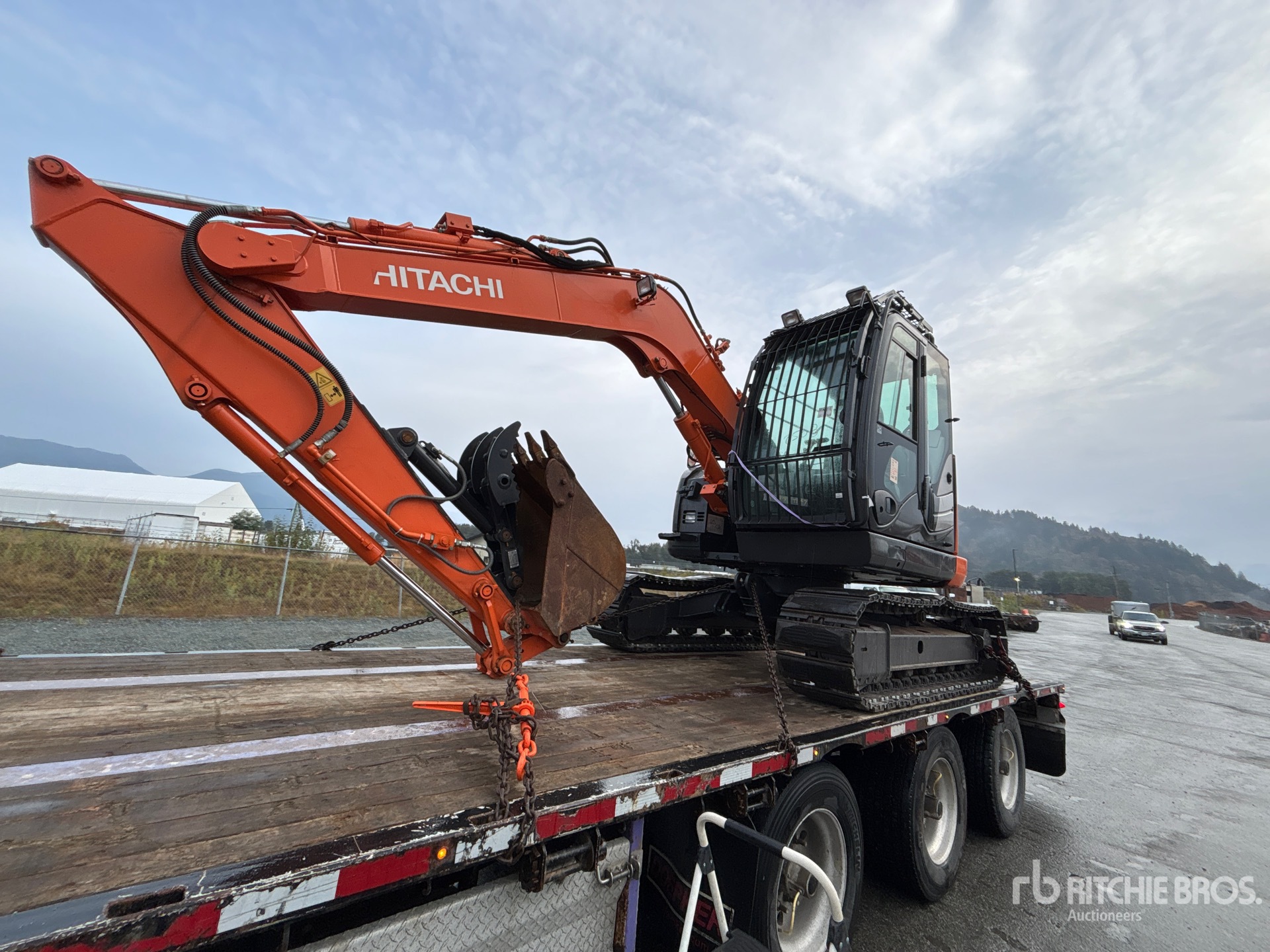 2017 Hitachi ZX75USK-5B