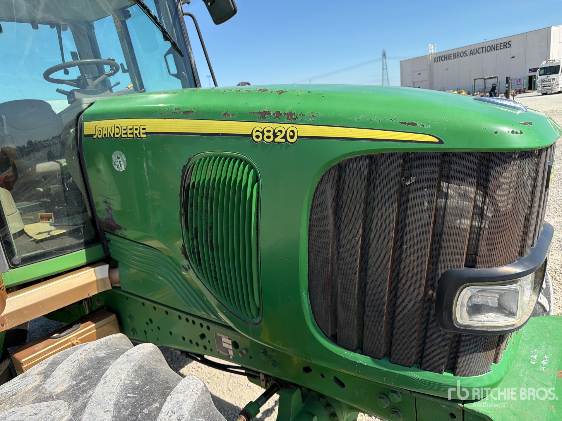 2003 John Deere 6820