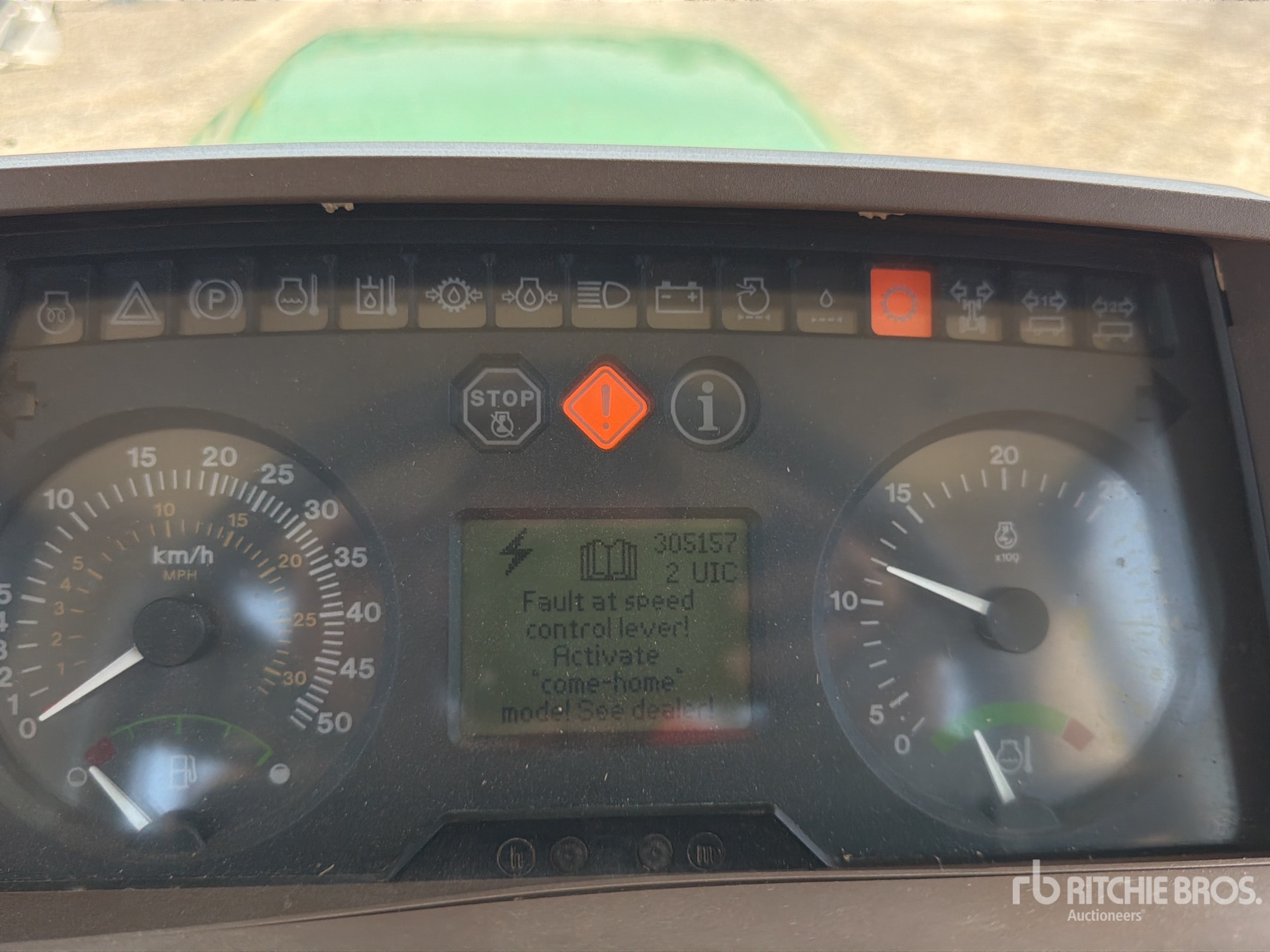2003 John Deere 6820
