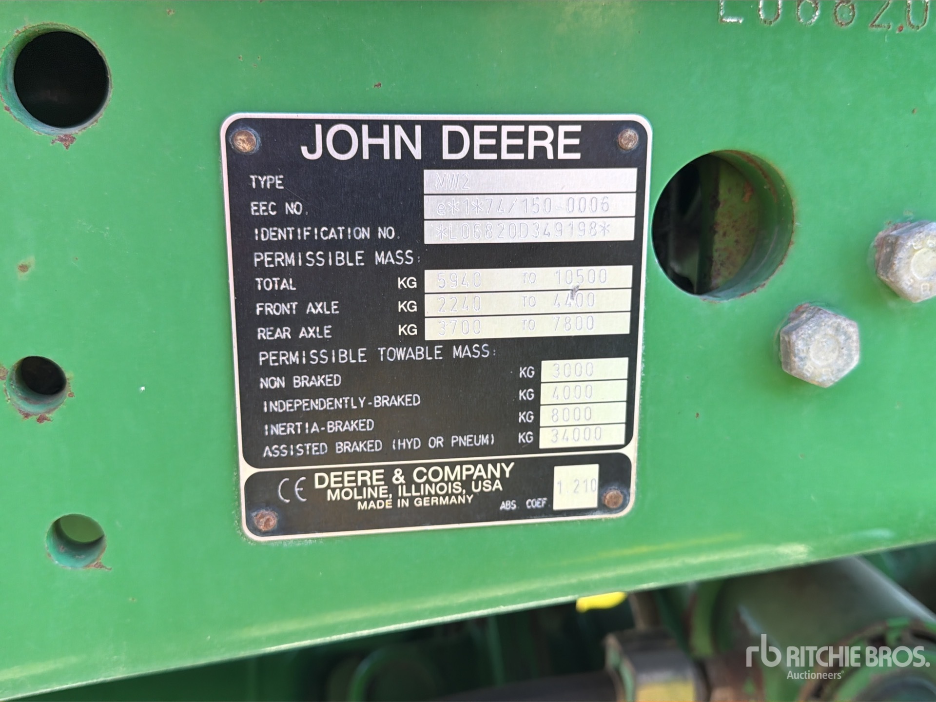 2003 John Deere 6820