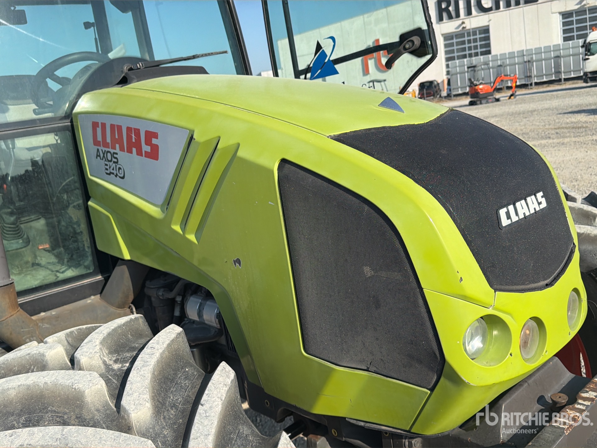 2009 Claas AXOS 340