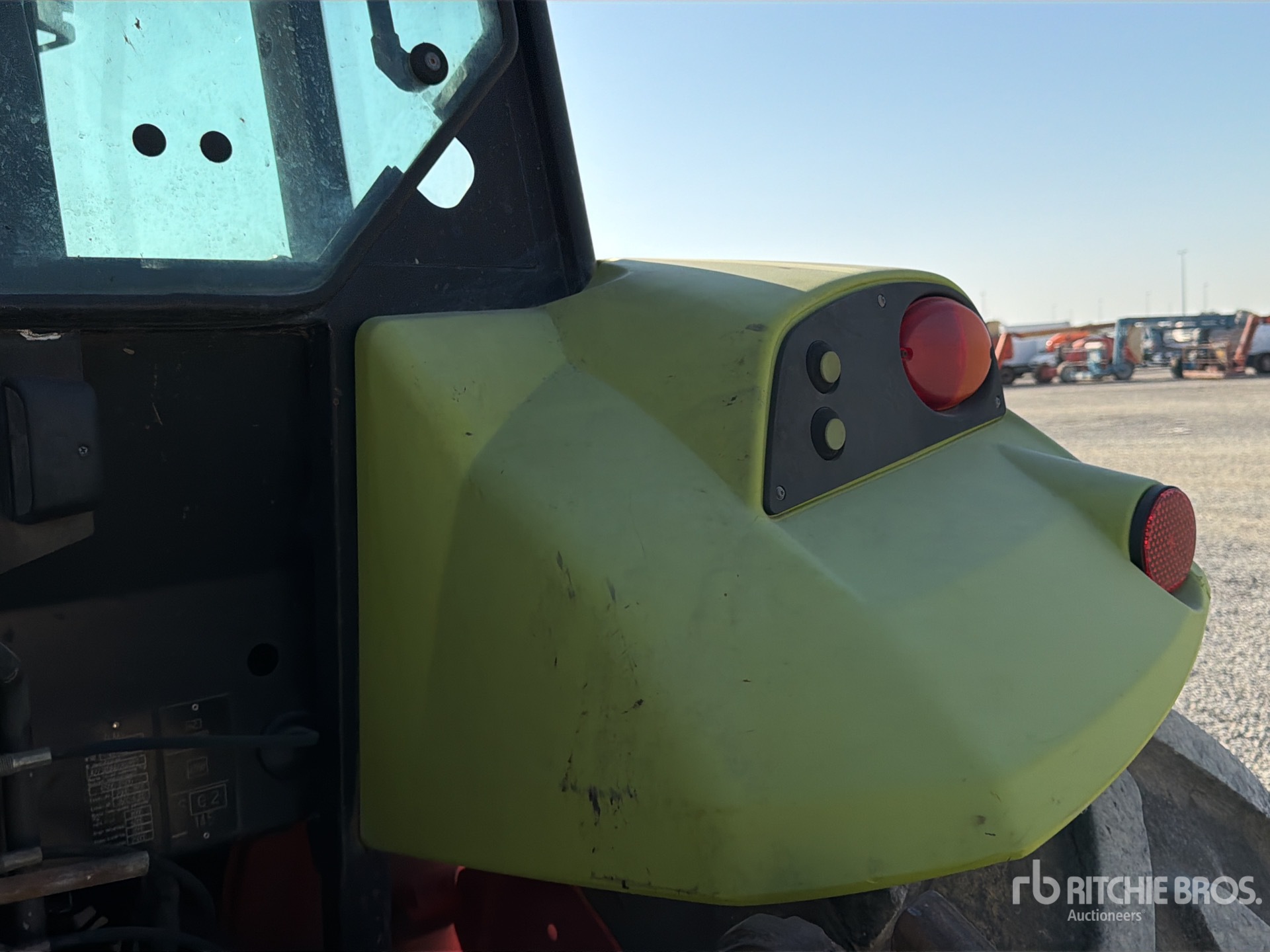 2009 Claas AXOS 340