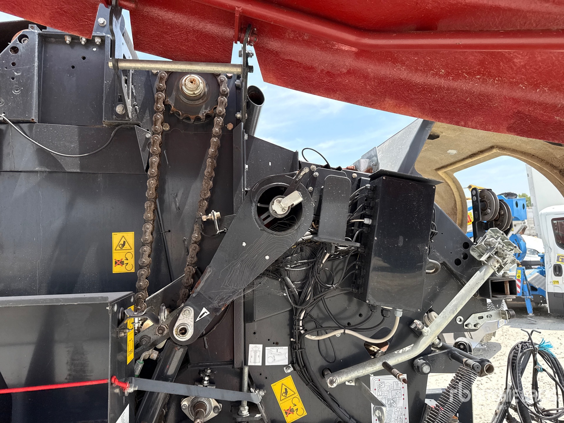 2011 Vicon RV4118