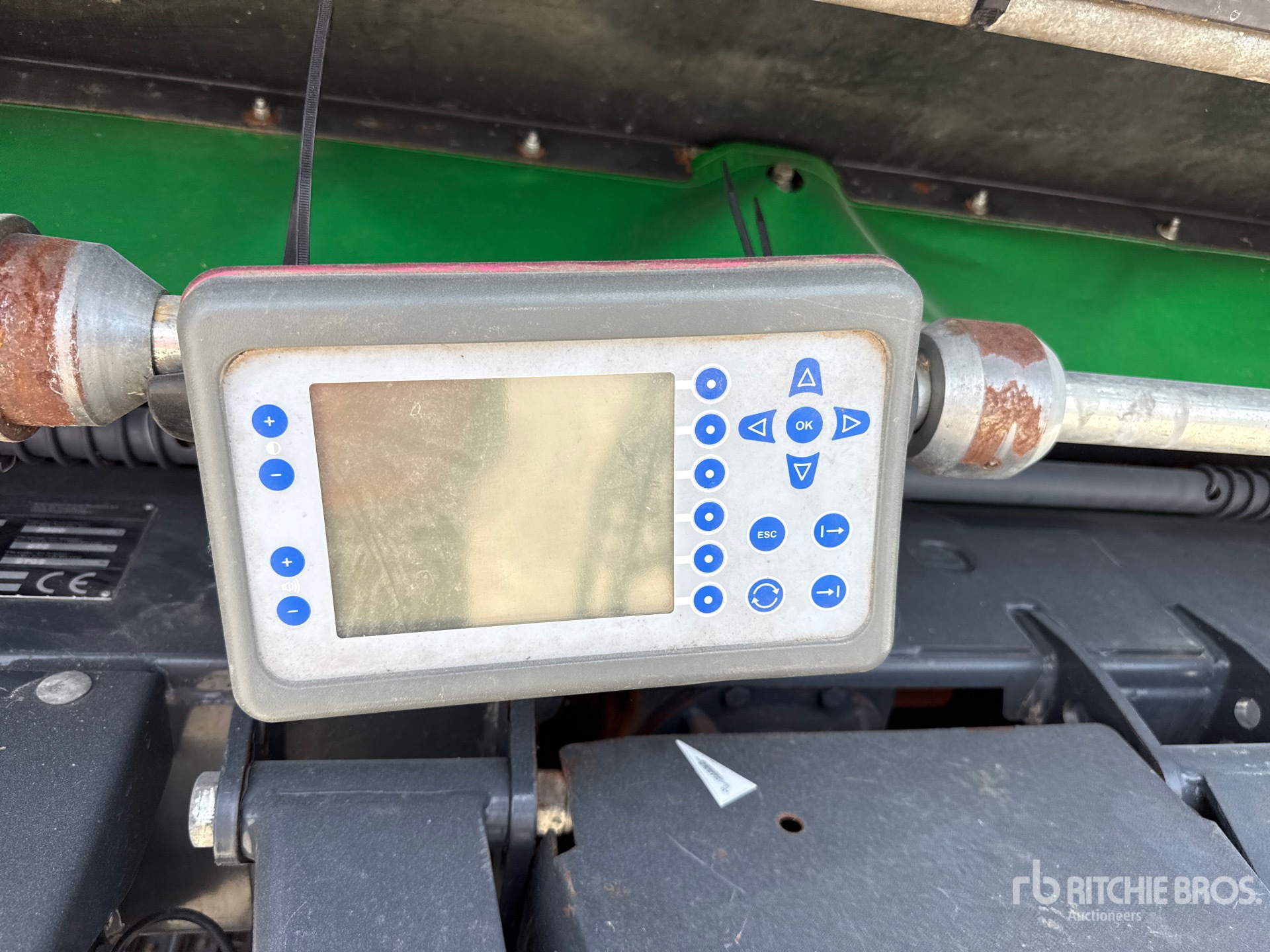 2011 Vicon RV4118