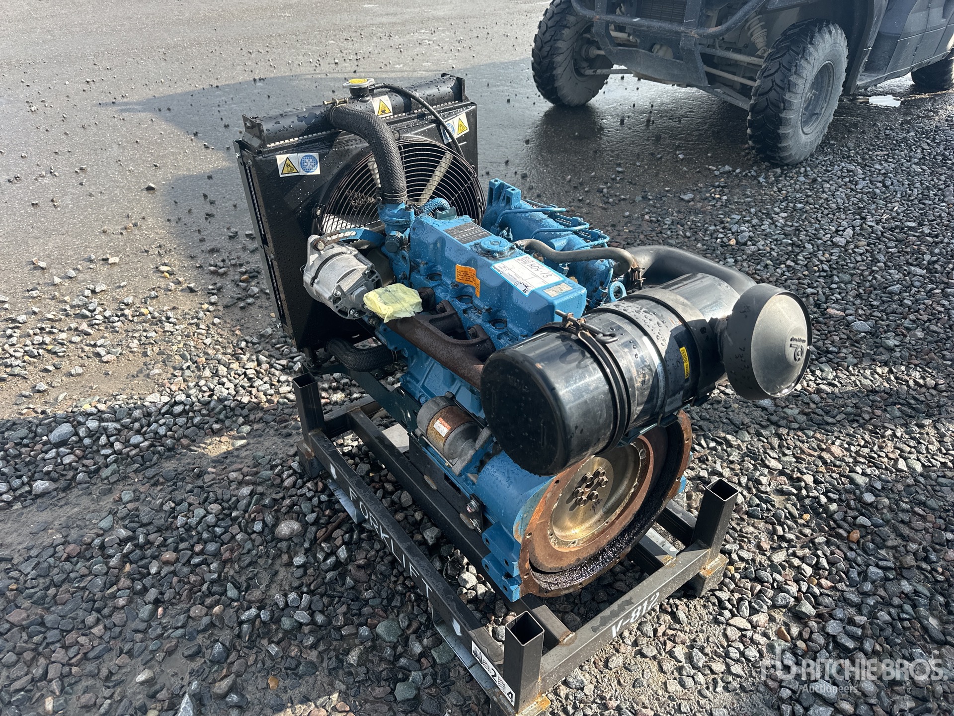 General Appearance with Picture, Right Rear Corner