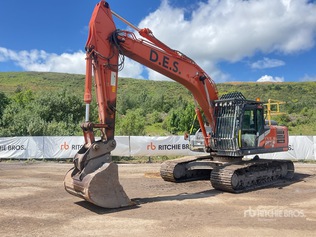 2022 Hitachi ZX250LC-7 Tracked Excavator in Maltby, L3, United
