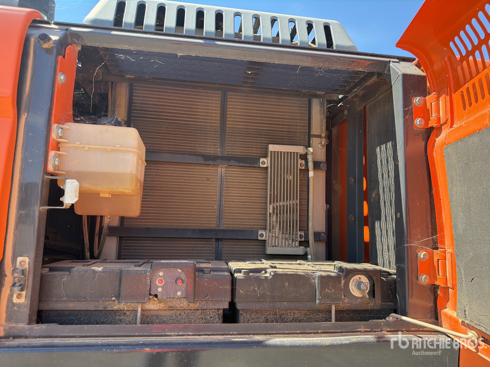 Photo of a 2019 Doosan DX380LC-5