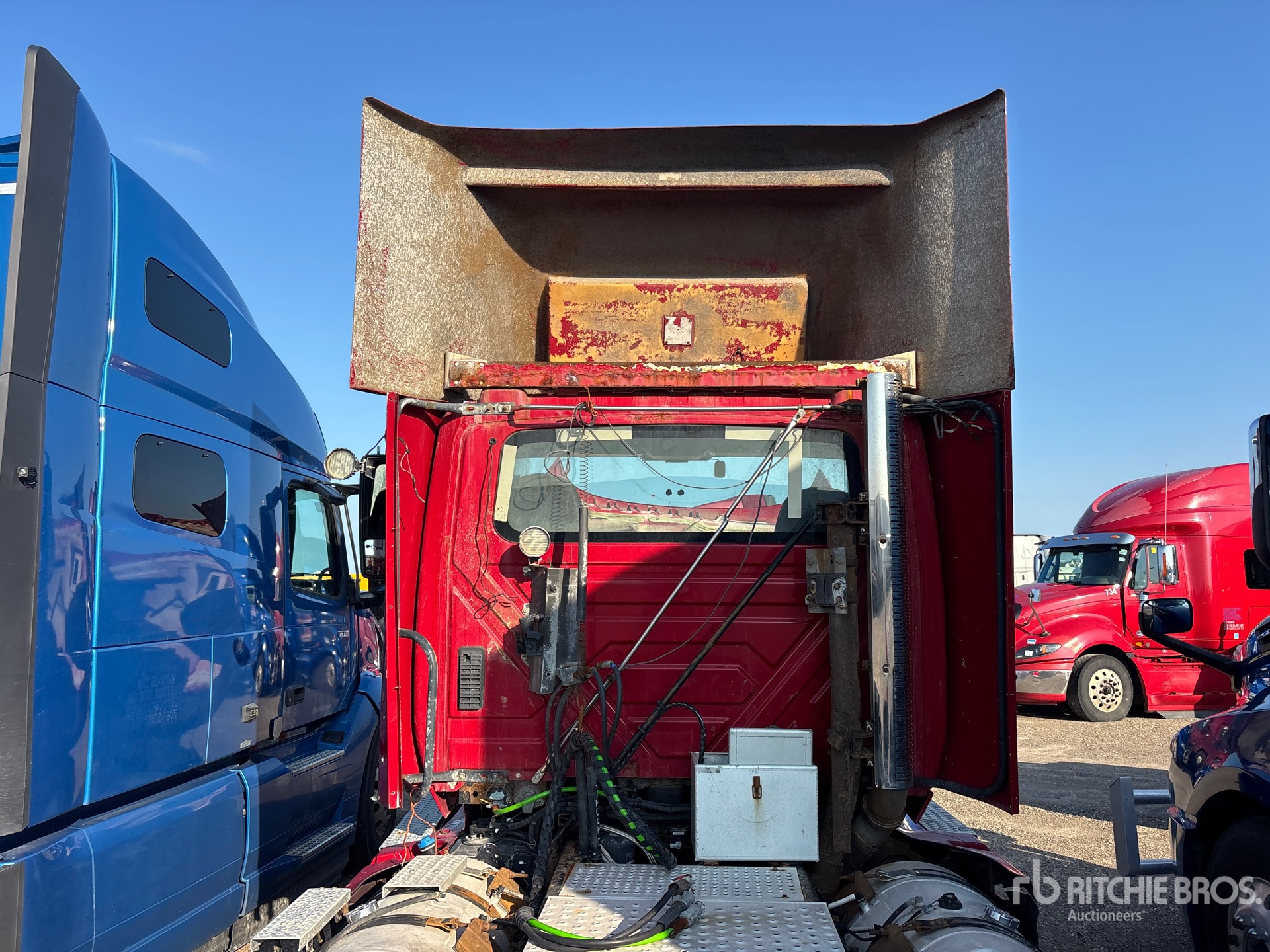2016 International PROSTAR