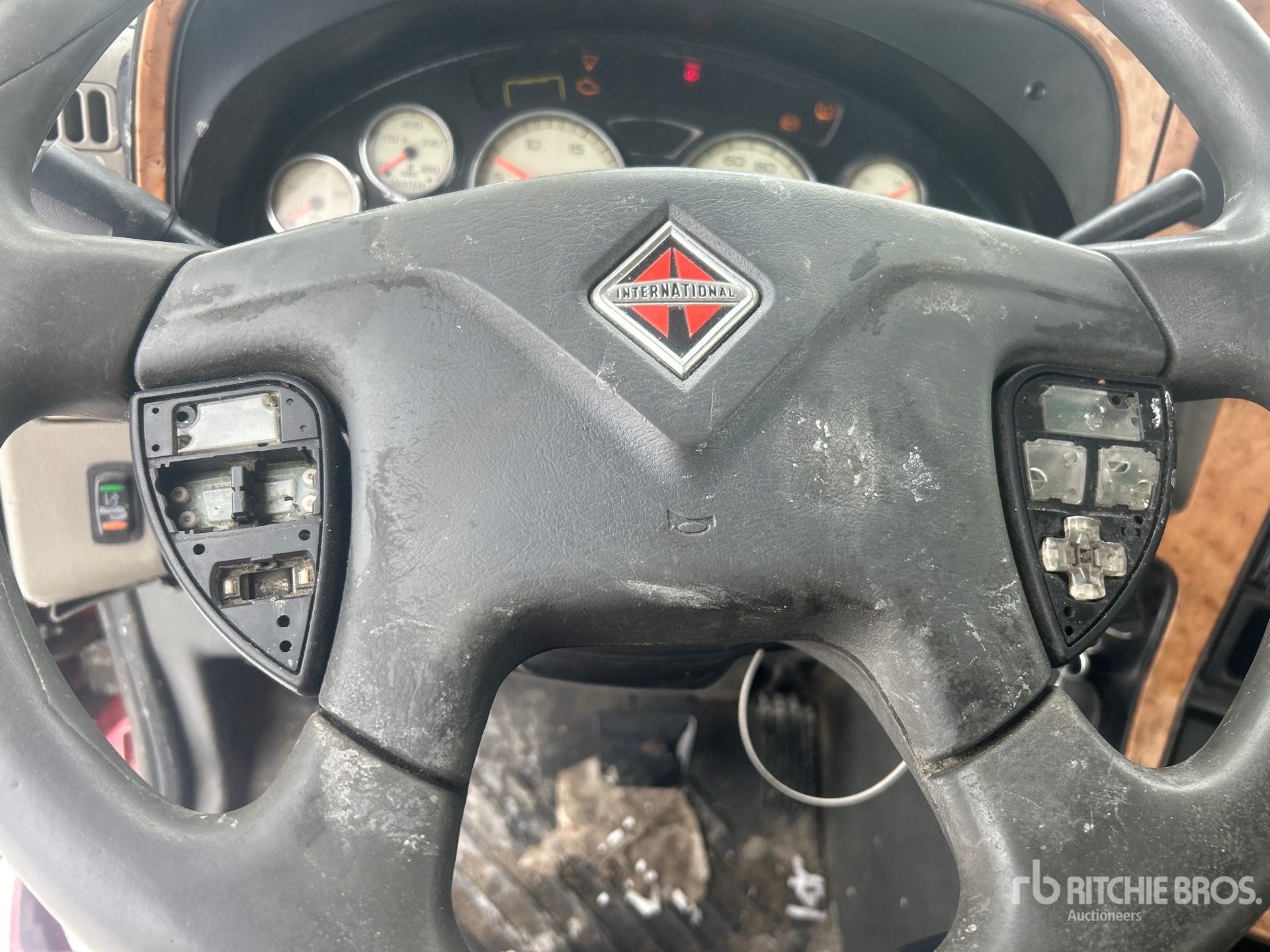 2016 International PROSTAR