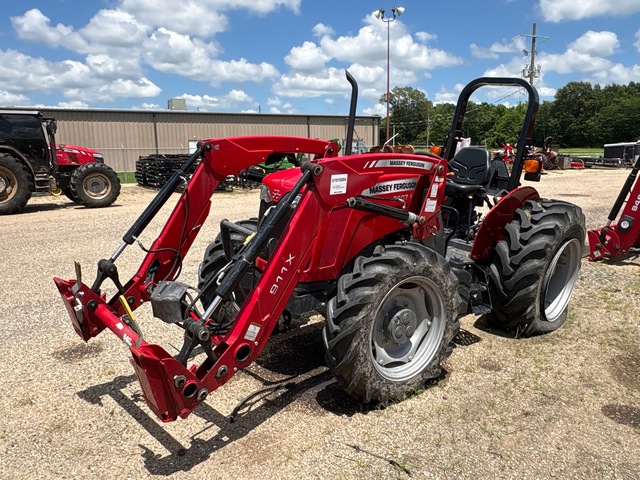 2022 Massey Ferguson 2607H 4WD Utility Tractor (Inoperable)