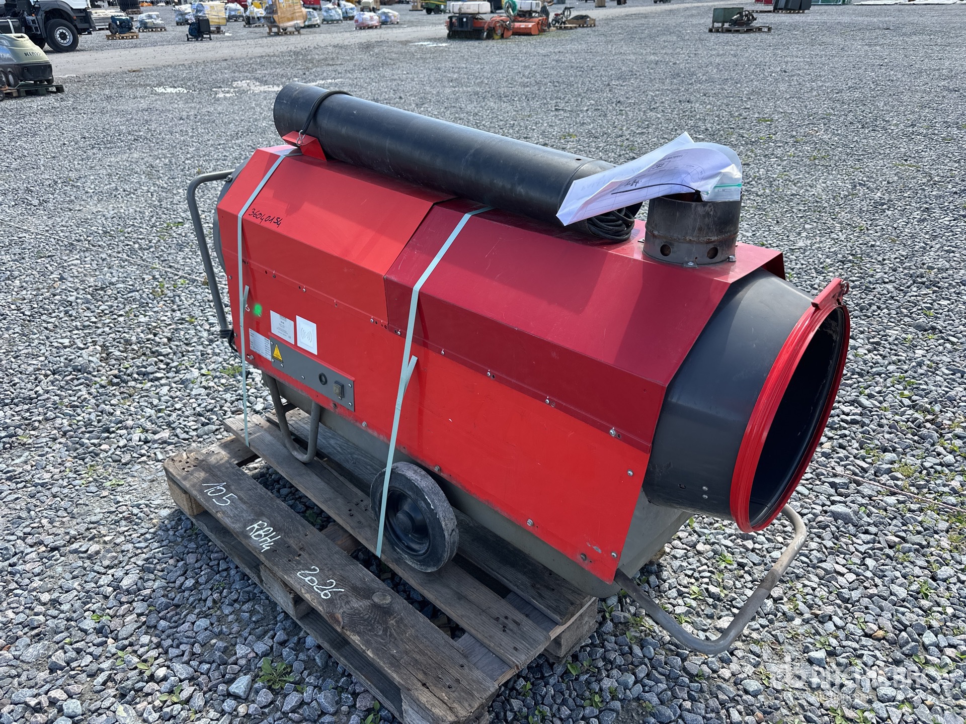 General Appearance with Picture, Right Front Corner