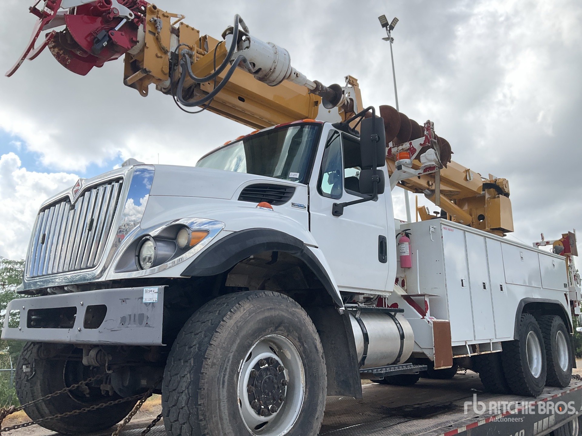 Photo of a 2009 International 7500