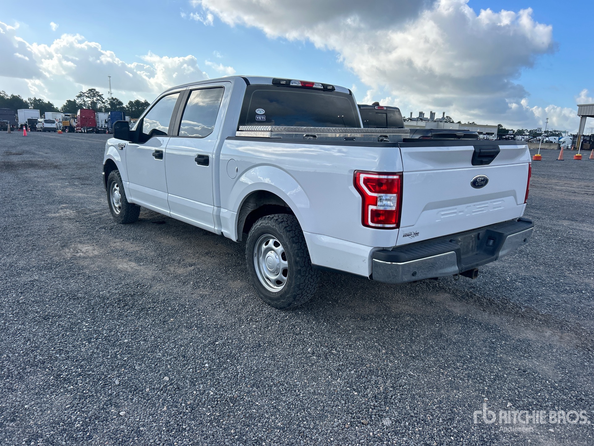 General Appearance with Picture, Left Rear Corner