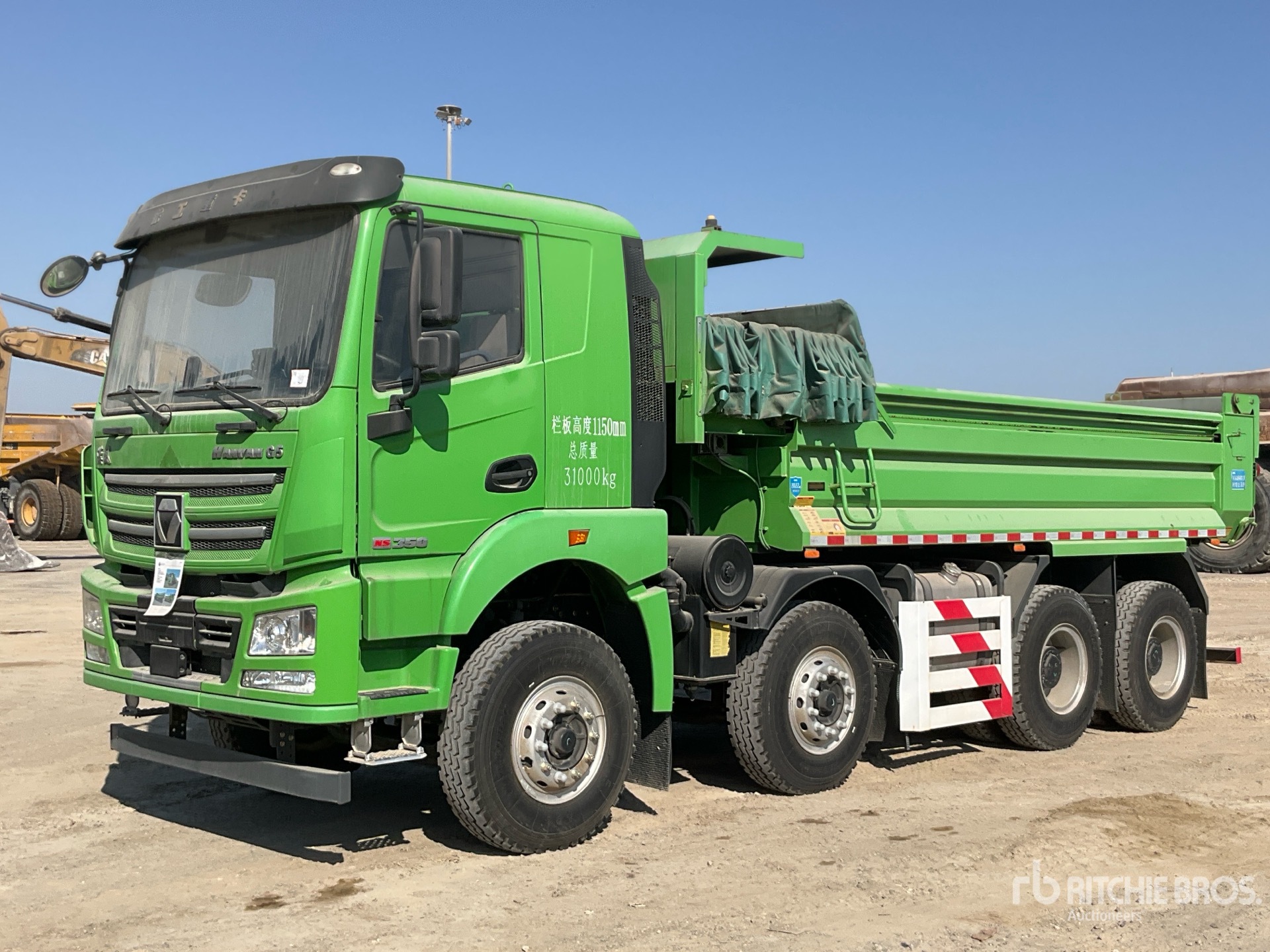 Photo of a 2021 XCMG XGA3310D6NEX