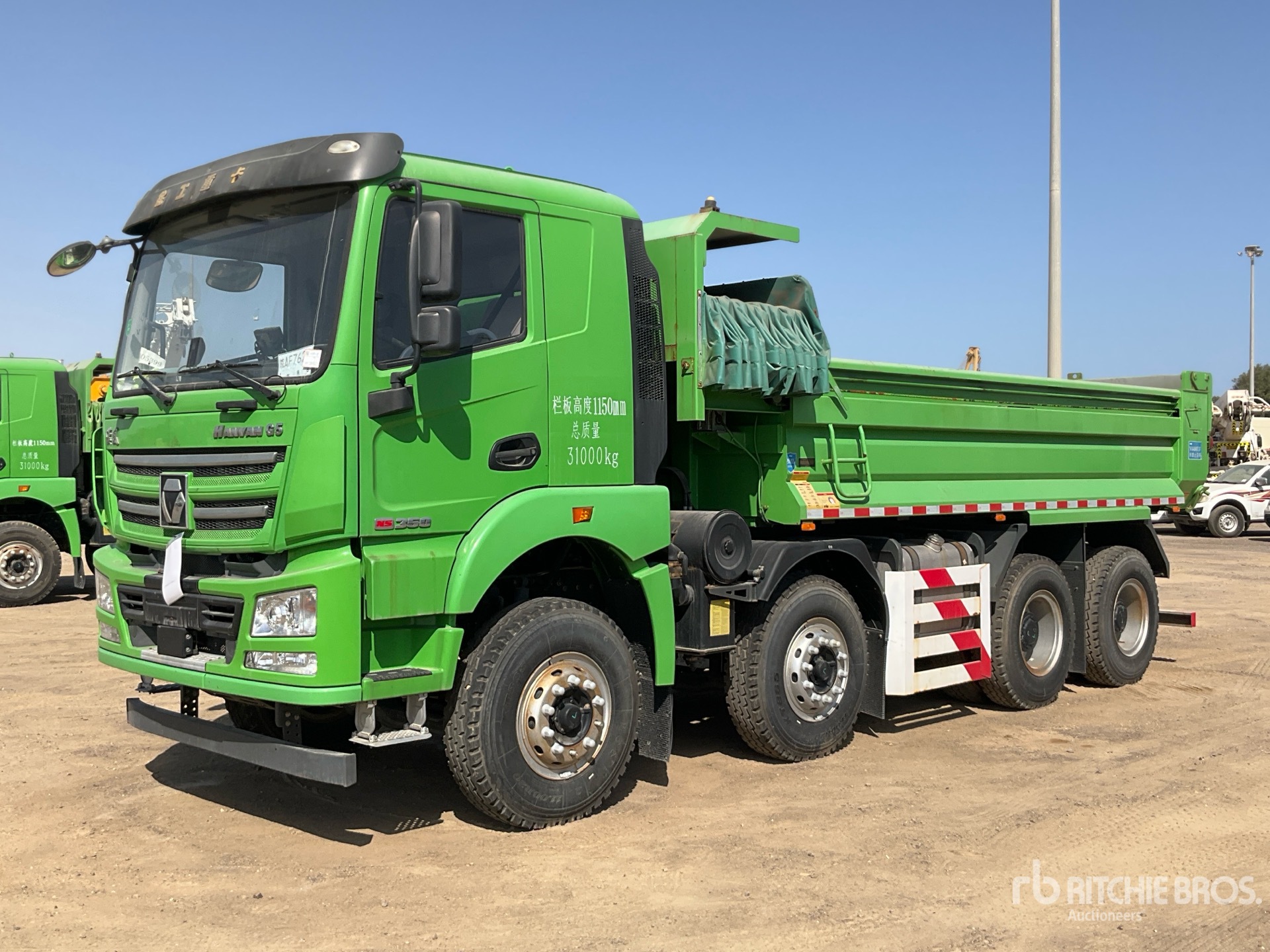 Photo of a 2021 XCMG XGA3310D6NEX
