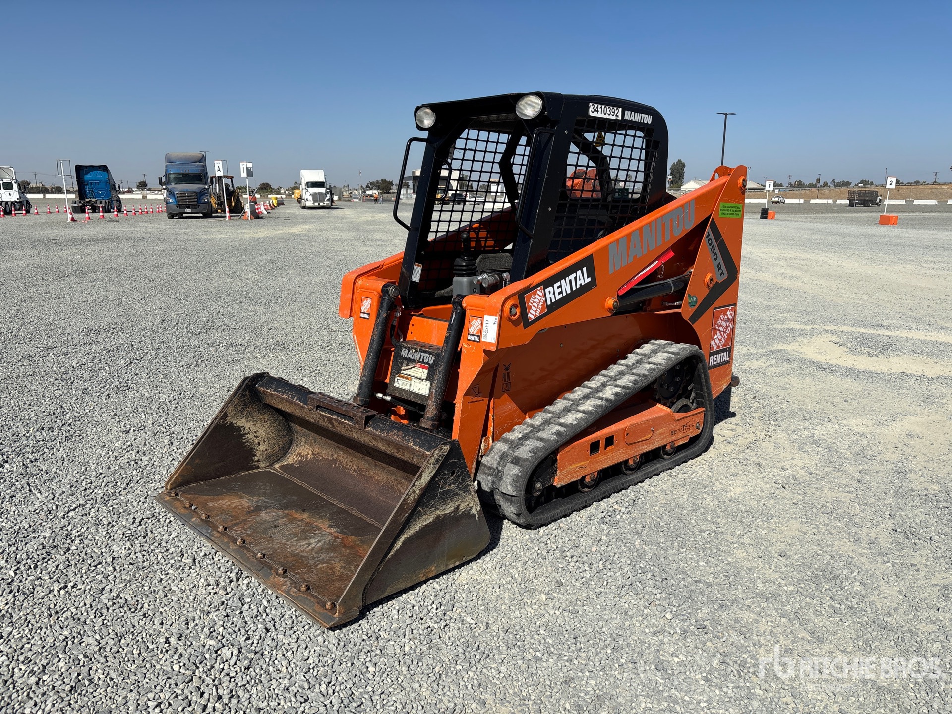 Photo of 2023 Manitou 1050RT