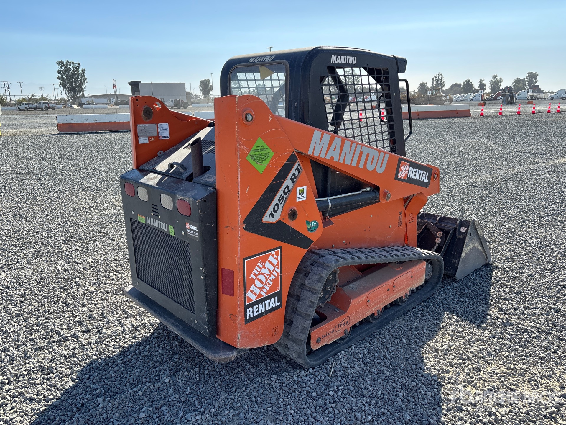 2023 Manitou 1050RT
