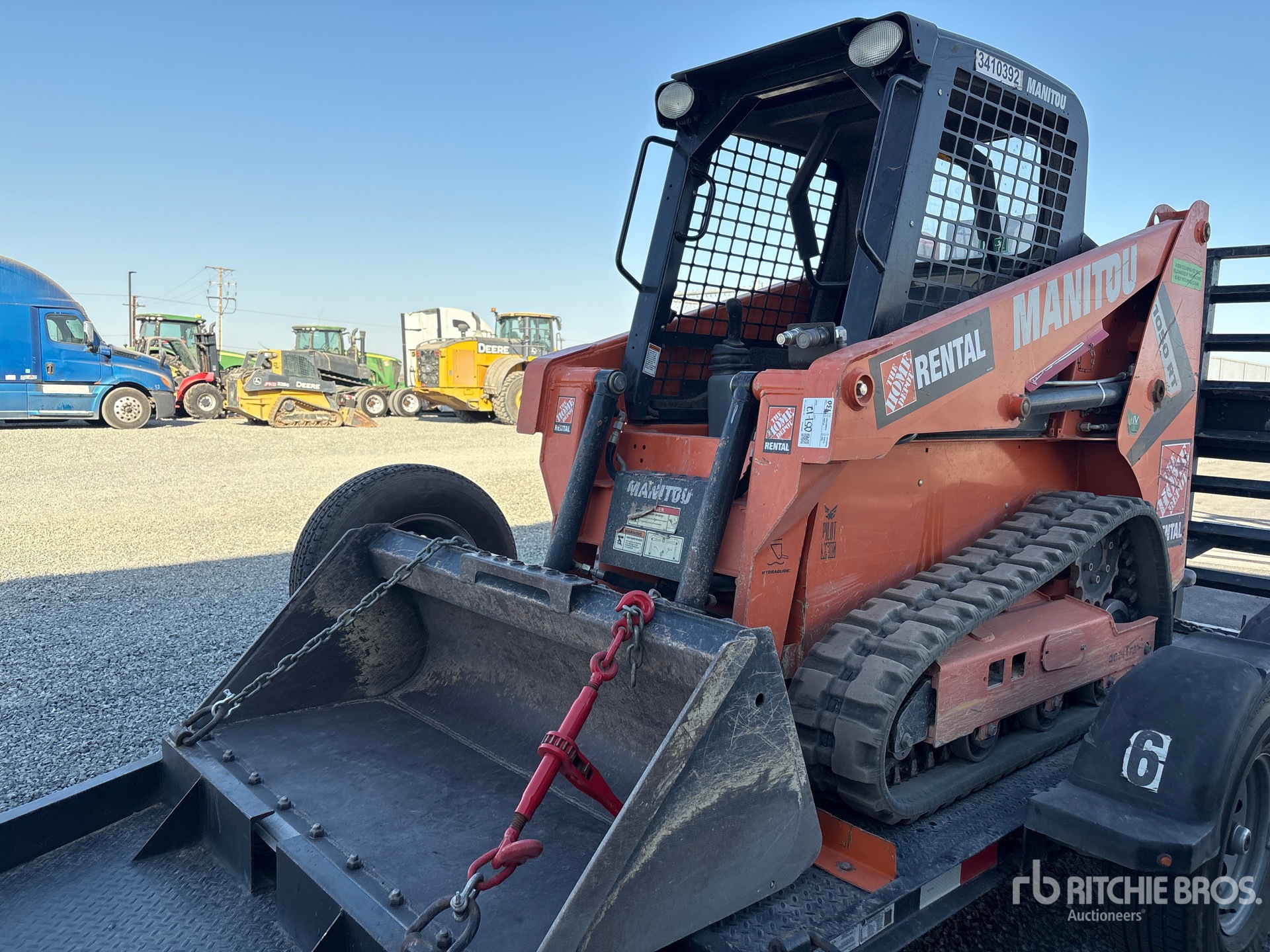 2023 Manitou 1050RT