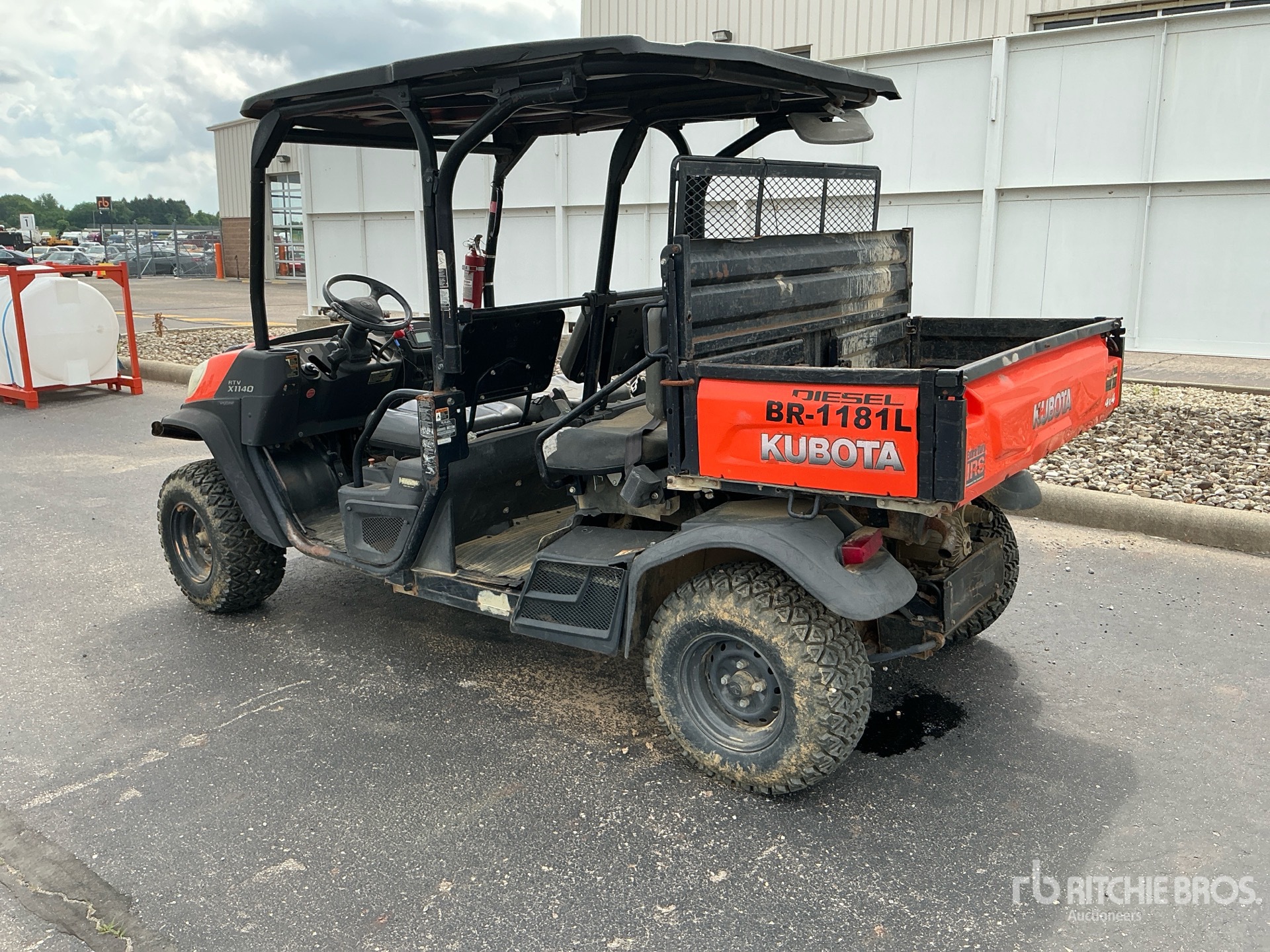 General Appearance with Picture, Left Rear Corner