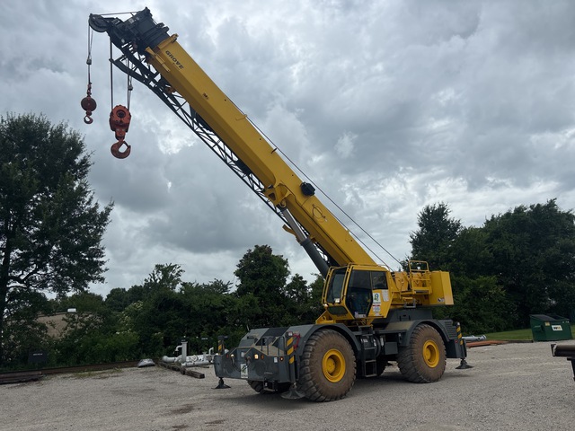 Grove RT765E-2 69.5 ton 4x4 Rough Terrain Crane