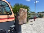 Chassis with Outrigger Floats/Pads Condition