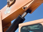 Hydraulics with Lift Cylinders