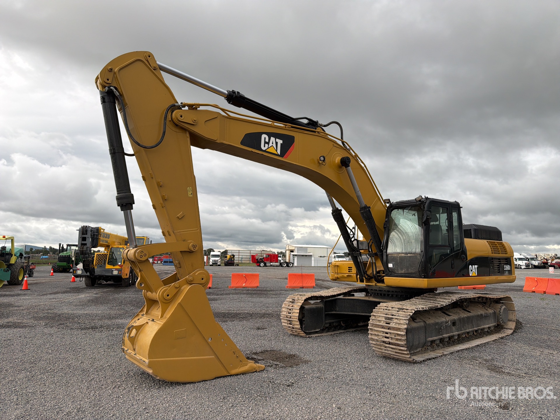 Photo of a 2014 Caterpillar 336D2L
