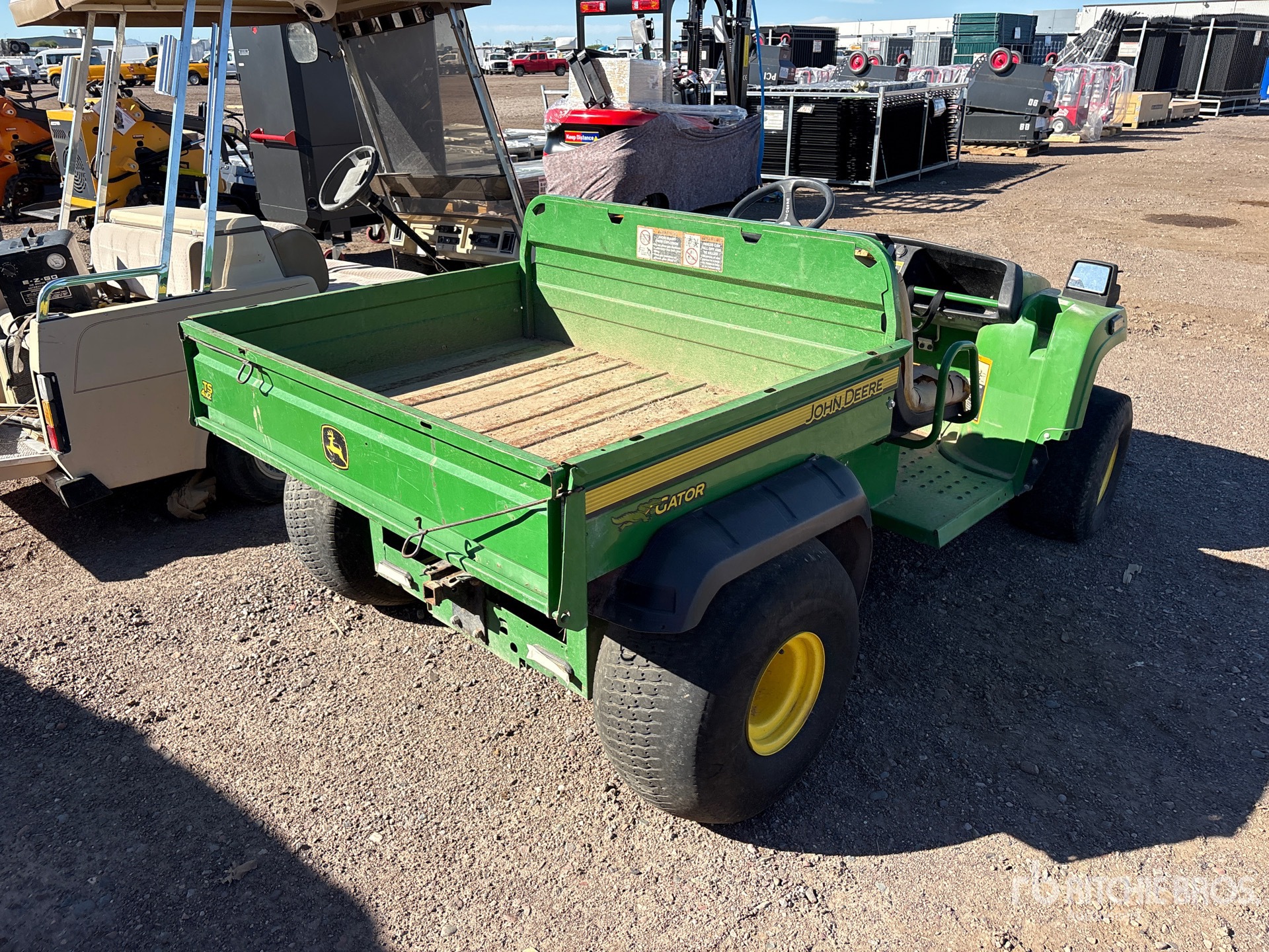 2016 John Deere 4X2