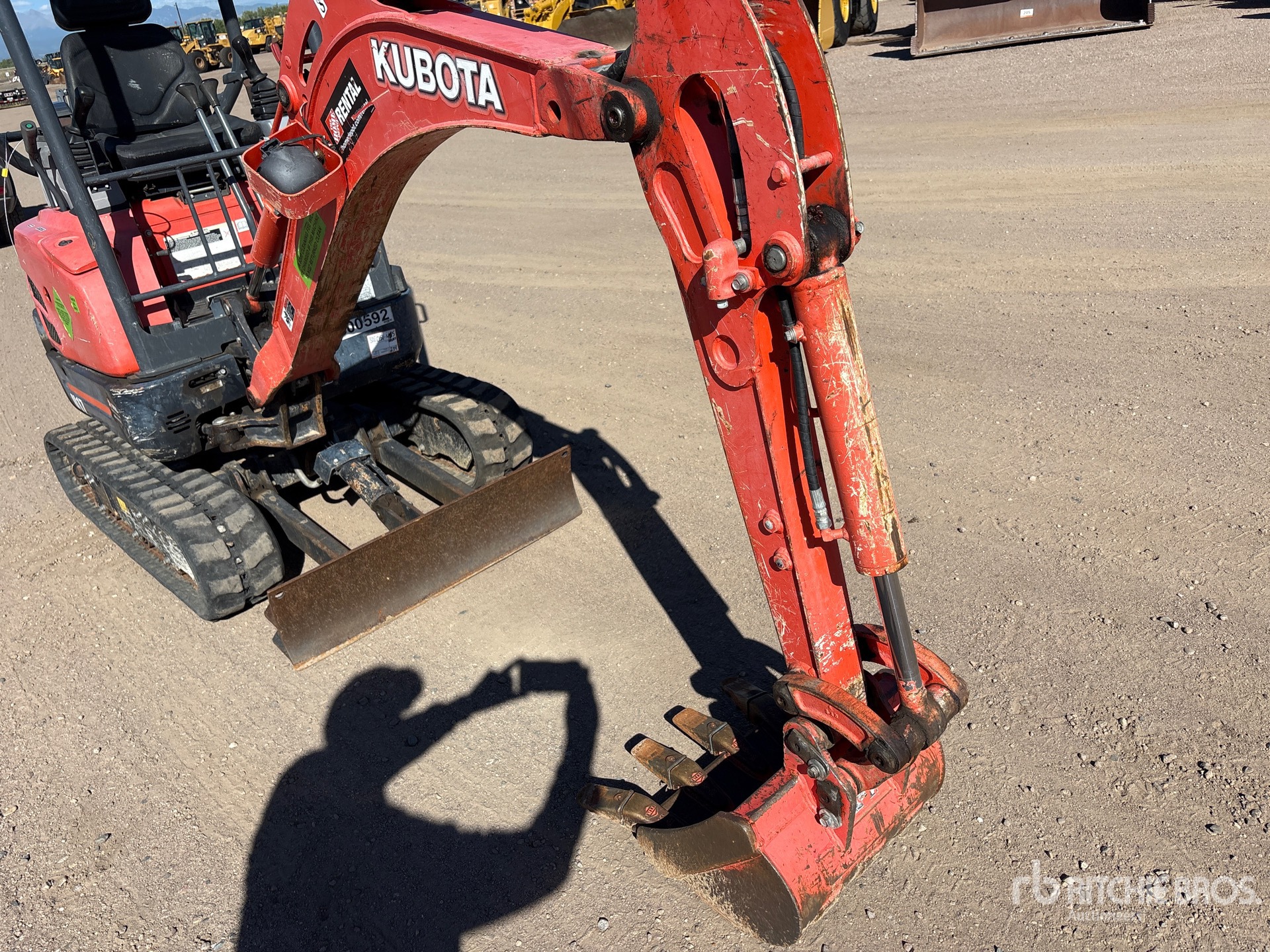 2019 Kubota U17VR1