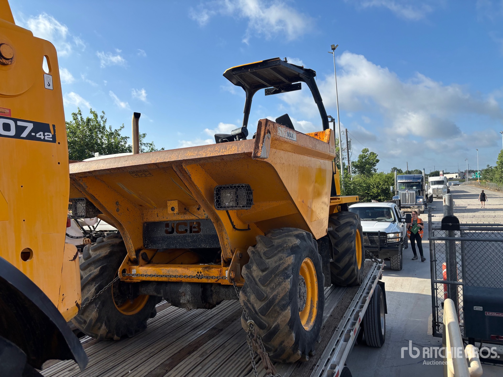 Photo of a 2019 JCB 6FT