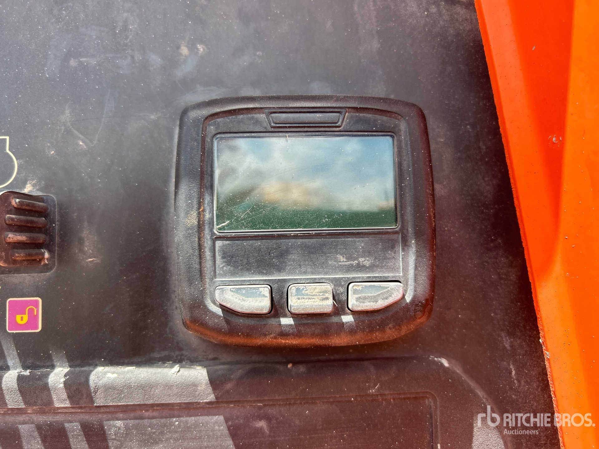 General Appearance with Hour Meter / Odometer