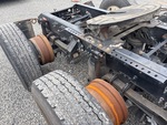 4 Underbody - Truck with