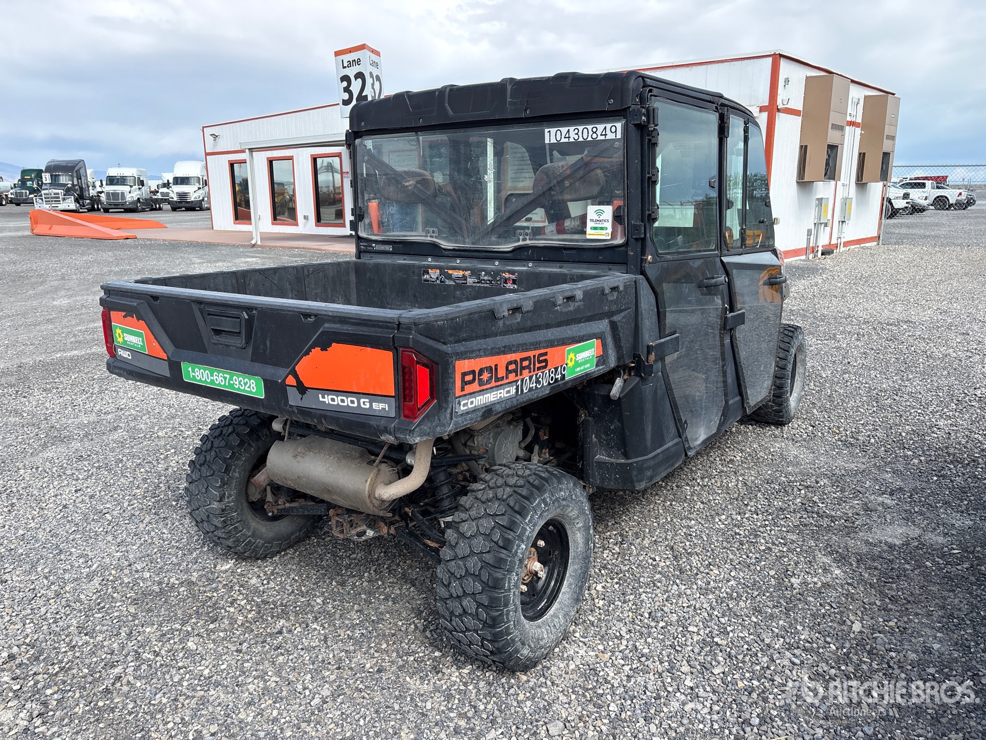 General Appearance with Picture, Right Rear Corner