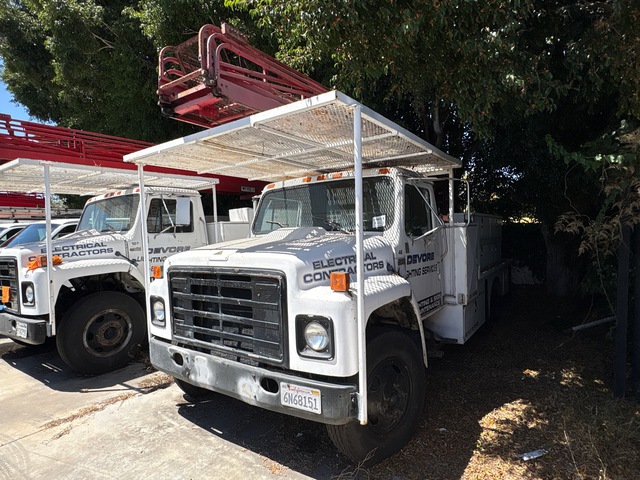 Wilkie Ladder on 1982 International 1624 4x2 Ladder Truck Wilkie Ladder on 1982 International 1624 4x2 Ladder Truck