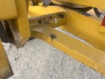 Chassis with Front Axle Oscillating Pin