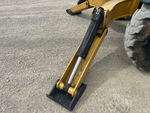 Hydraulics with Siłowniki stabilizatora