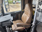 Cab with Seats/armrests