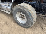 Underbody with Right Steer Tire