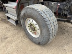 Underbody with Right Steer Tire
