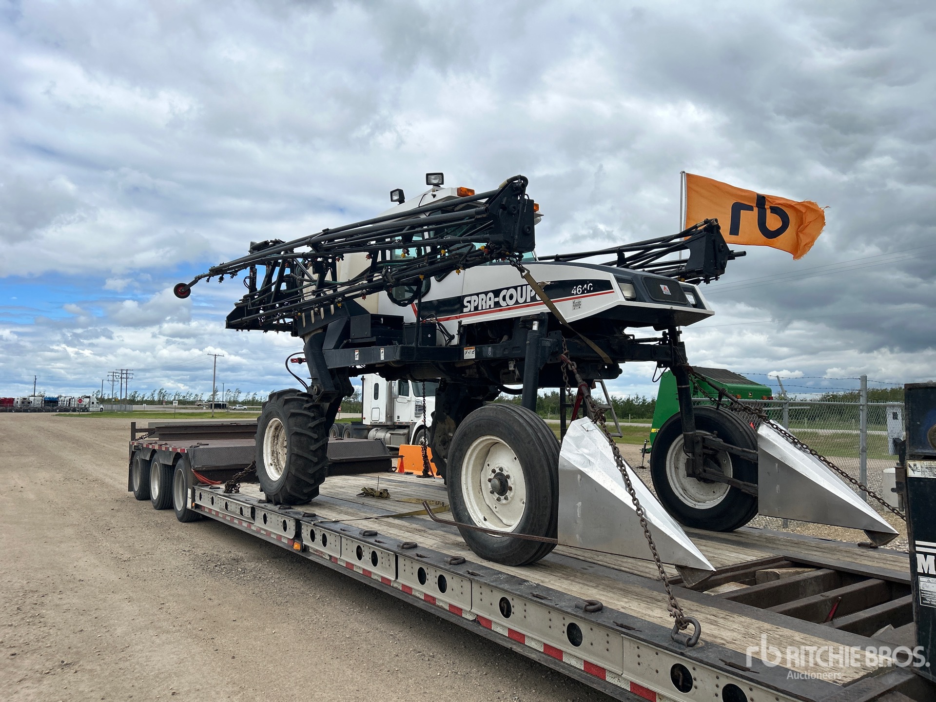Photo of a 2000 Spra-Coupe MELROE 4640
