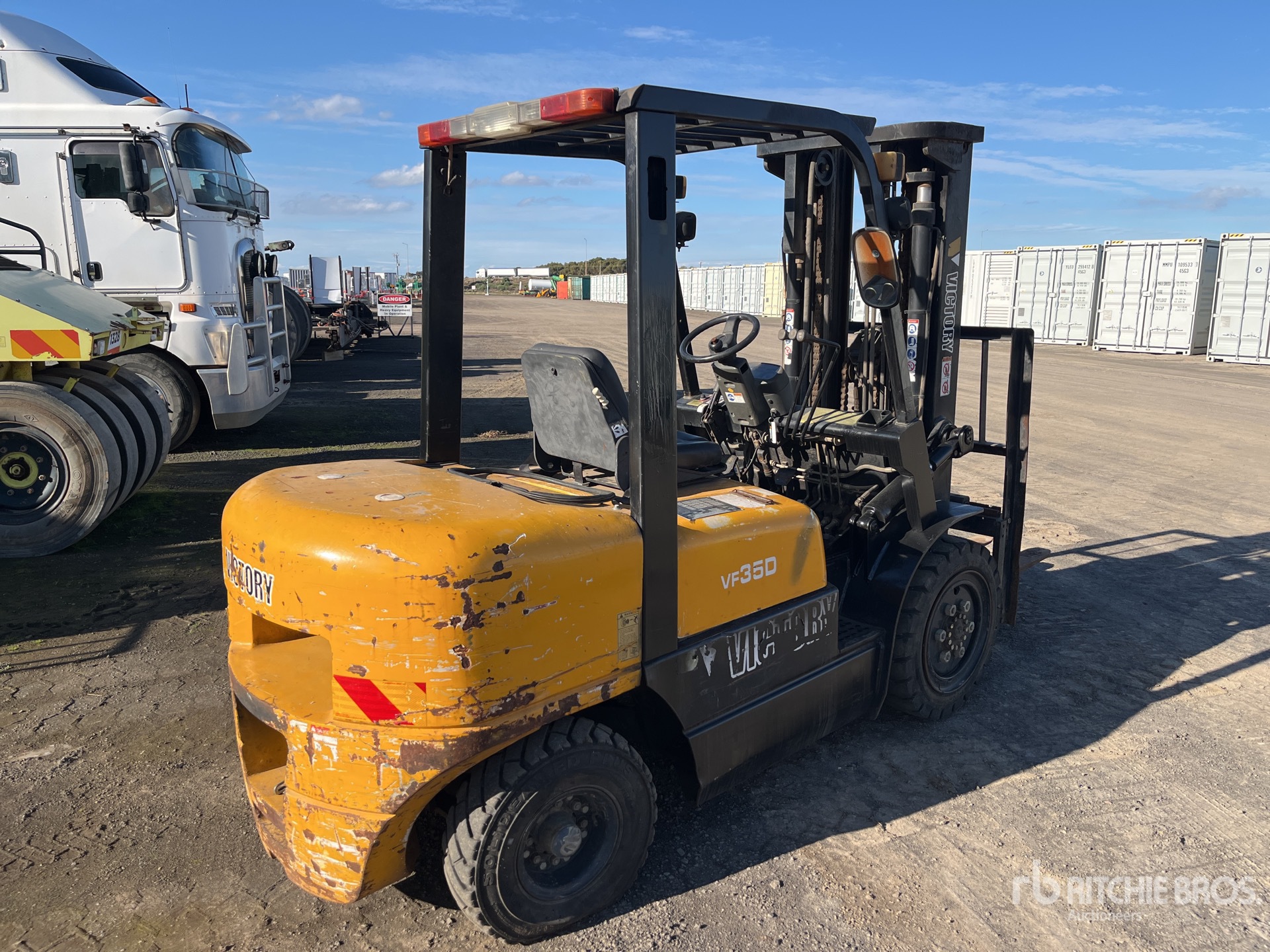 General Appearance with Picture, Right Rear Corner