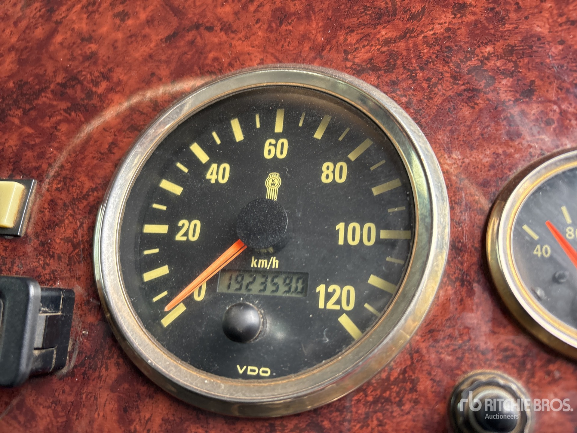 General Appearance with Hour Meter / Odometer