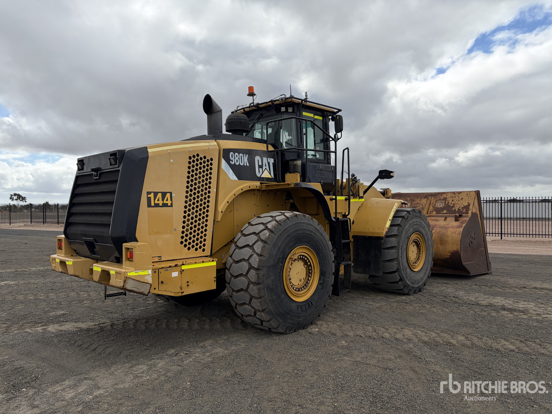 General Appearance with Picture, Right Rear Corner