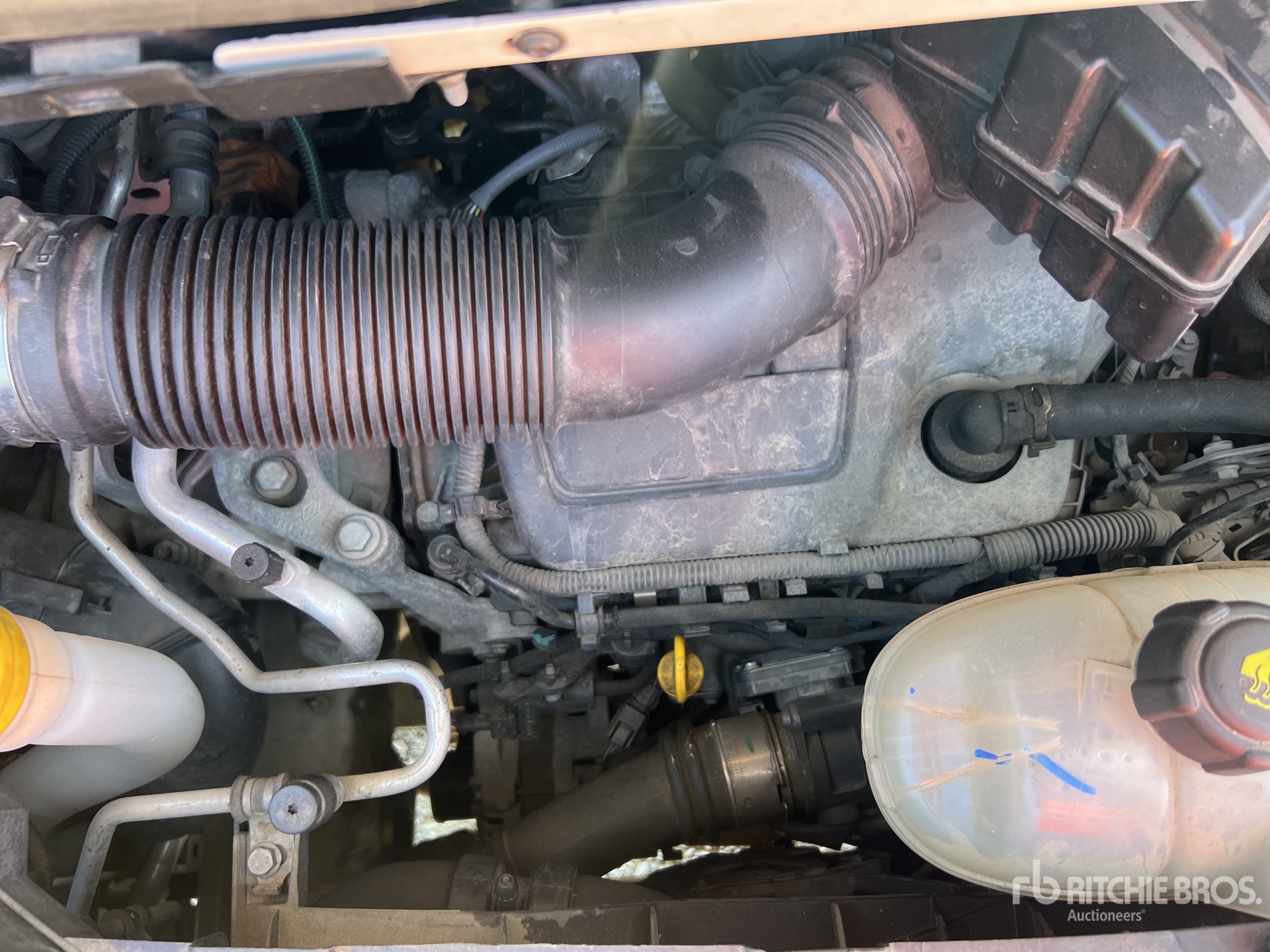 Photo of a  Nissan NV300 DCI 120