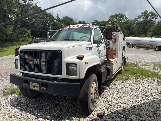 1999 GMC C7500 4x2 Service Truck (Inoperable)